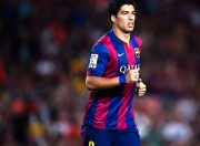 蒂姆在阿森纳比赛中刷新纪录，出色发挥引发热议！赛场气氛高涨